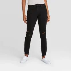 Women's Mid-Rise Skinny Jeans - Universal Thread™ Black -Trendy Women GUEST 01d1bf48 2e26 4c06 86f6 fa6014bae555