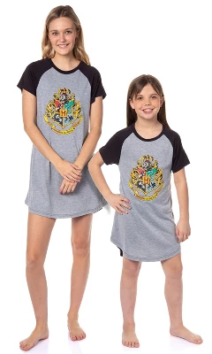 Harry Potter Juniors' Wizarding World Hogwarts Crest Sleep Pajama Nightgown Grey 4 Harry Potter Juniors' Wizarding World Hogwarts Crest Sleep Pajama Nightgown Grey - Image 4
