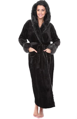 Women's Faux Fur Feather Hooded Robe, Soft Plush Fleece Bathrobe With Hood 3 Women's Faux Fur Feather Hooded Robe, Soft Plush Fleece Bathrobe With Hood - Image 3