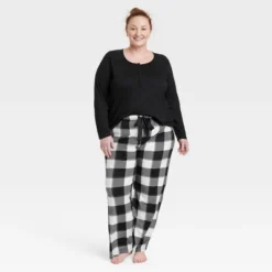 Women's Henley Gift Pajama Set - Stars Above™ -Trendy Women GUEST 32f58e56 e713 4944 802f bffed05a61df