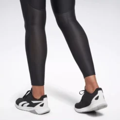 Reebok Running Vector Leggings Womens Athletic Leggings -Trendy Women GUEST 5330804e 7ff2 4261 a855 550d6724ea24
