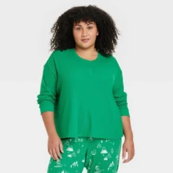 Women's Matching Family Thermal Pajama Top - Wondershop™ Green -Trendy Women GUEST 740d2542 afe6 4eb2 bad4 e16572b2af35