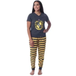 Harry Potter Womens' Hogwarts House Crest Jogger Pajama Set-All Houses -Trendy Women GUEST 86370d65 adb3 4848 a2fa 5bdff51d8684