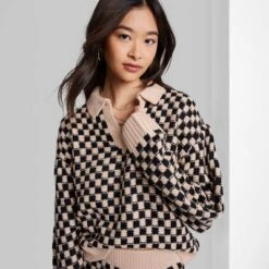 Women's Ascot + Hart Collared Checkered Long Sleeve Graphic T-Shirt -Trendy Women GUEST a36bc05b 9c49 4144 a973 8db90bc21580