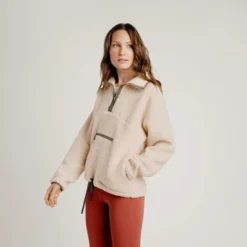 Vapor Apparel Women's Headwind Poly Fleece Pullover -Trendy Women GUEST cd55c7c7 2a90 4868 acae 327a94679f2e