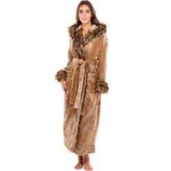 Women's Faux Fur Feather Hooded Robe, Soft Plush Fleece Bathrobe With Hood 20 Women's Faux Fur Feather Hooded Robe, Soft Plush Fleece Bathrobe With Hood -Trendy Women GUEST d600a17d bf3d 428e b883 23614fe39bde
