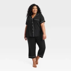 Women's Beautifully Soft Short Sleeve Notch Collar Top And Pants Pajama Set - Stars Above™ 9 Women's Beautifully Soft Short Sleeve Notch Collar Top And Pants Pajama Set - Stars Above™ -Trendy Women GUEST f1cce5a6 980d 481c 877e e1f1d4f2d316