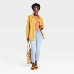 Women's High-Rise Bootcut Jeans - Universal Thread™ Light Wash -Trendy Women GUEST f34ea0d0 b6e9 41f2 a9ac fa6c18be267b